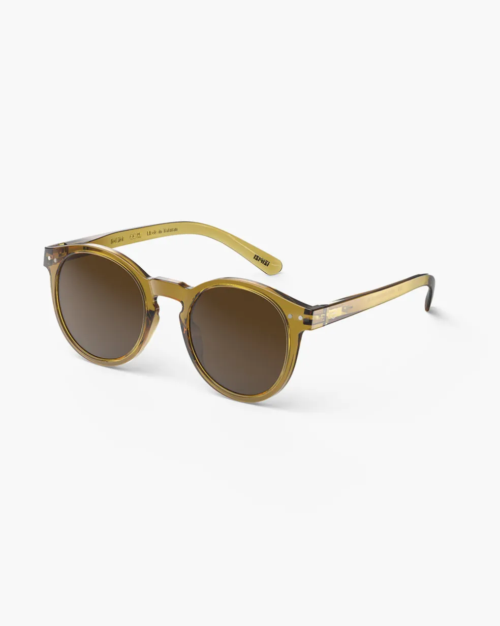#M Golden Green